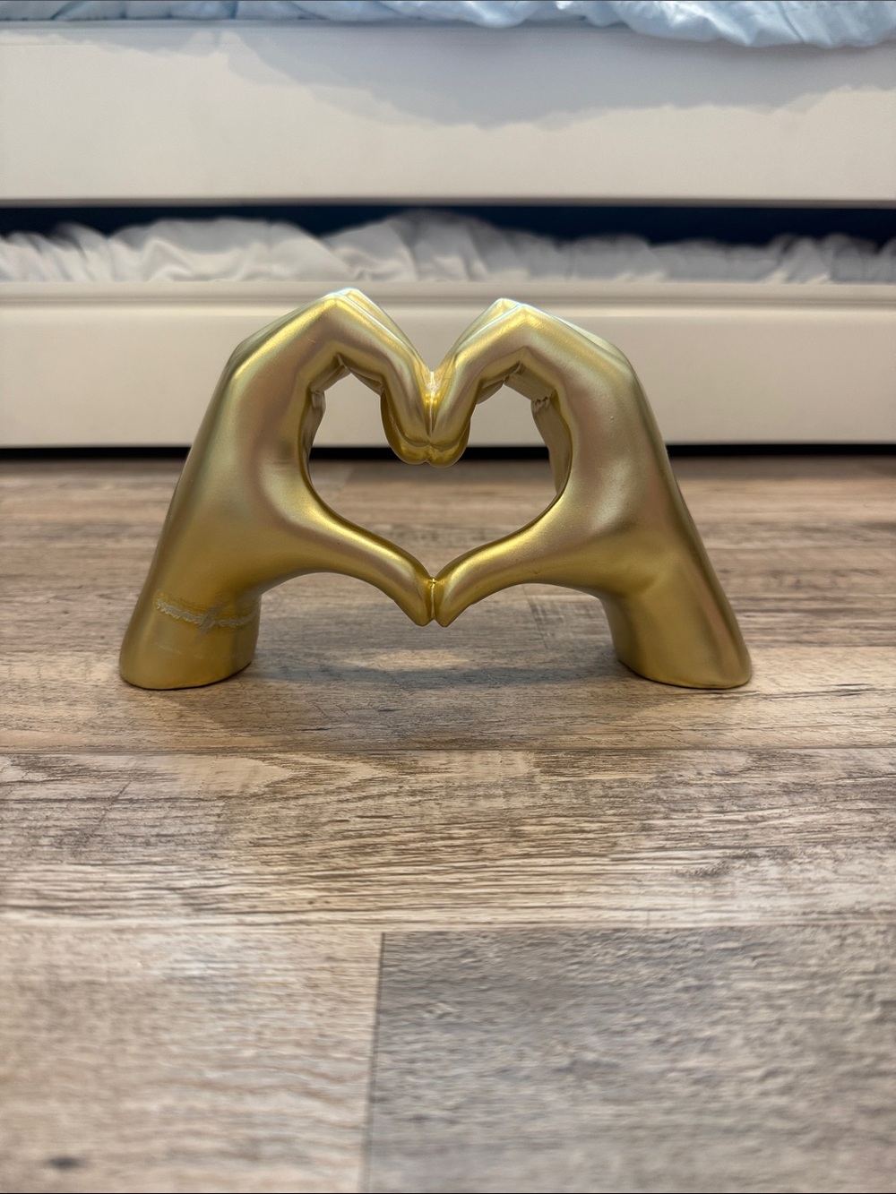 Amazon Gold Heart Hands Decorative Sculpture